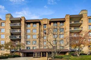 3860 Mission Hills Unit 510, Northbrook, IL 60062