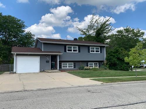 208 N Fairlawn, Mundelein, IL 60060