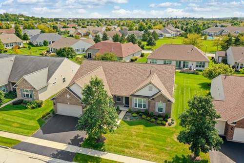 2471 Vista, Elgin, IL 60124