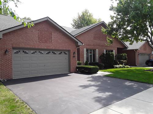 71 Royal, Bloomingdale, IL 60108