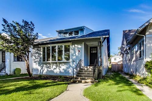 839 N Harvey, Oak Park, IL 60302