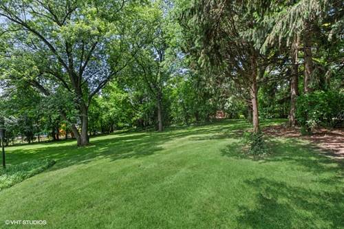 990 Saxony, Highland Park, IL 60035