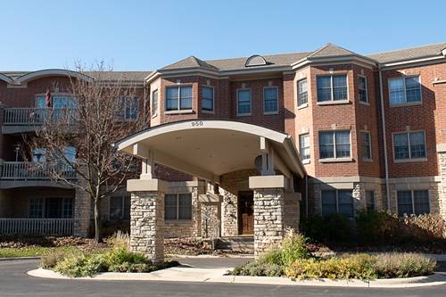 950 Augusta Unit 105, Highland Park, IL 60035