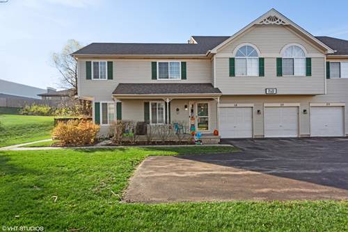 20 W Pheasant Unit 1, Lake In The Hills, IL 60156