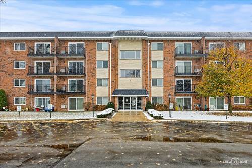 100 W Park Circle Unit 1A, Wheaton, IL 60187