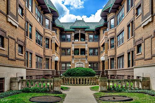 943 E Hyde Park Unit 3, Chicago, IL 60615