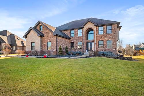 7945 Pineview, Frankfort, IL 60423