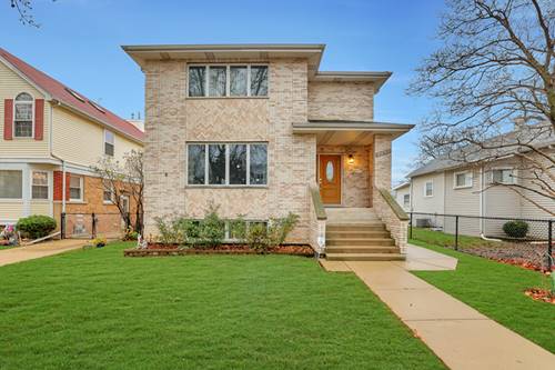 7653 W Berwyn, Chicago, IL 60656