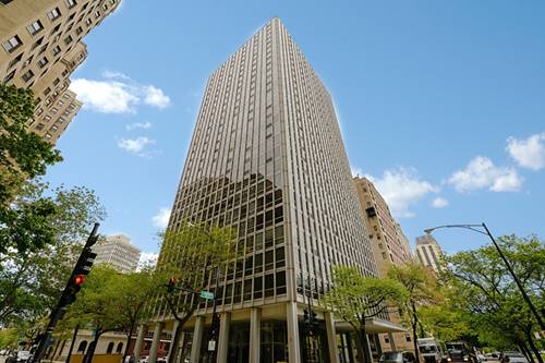 2400 N Lakeview Unit 1606, Chicago, IL 60614