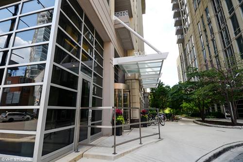 700 N Larrabee Unit 1009, Chicago, IL 60654