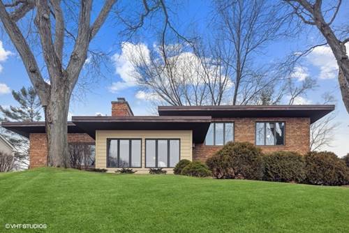 368 Birchbrook, Glen Ellyn, IL 60137