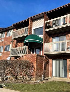 860 N Lakeside Unit 3A, Vernon Hills, IL 60061