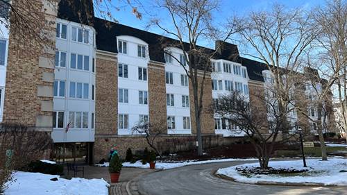 150 Lake Unit 153, Buffalo Grove, IL 60089