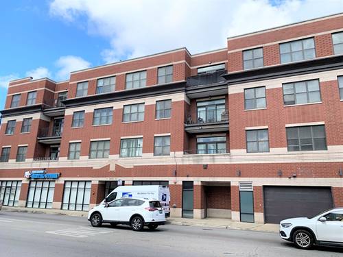 2472 W Foster Unit 302, Chicago, IL 60625