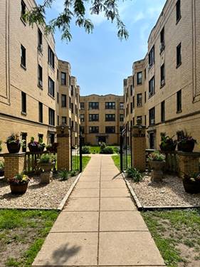 3823 N Greenview Unit 3W, Chicago, IL 60613