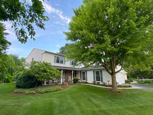 930 Appomattox, Naperville, IL 60540