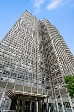 655 W Irving Park Unit 5301, Chicago, IL 60613