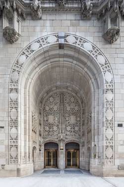 435 N Michigan Unit 2403, Chicago, IL 60611