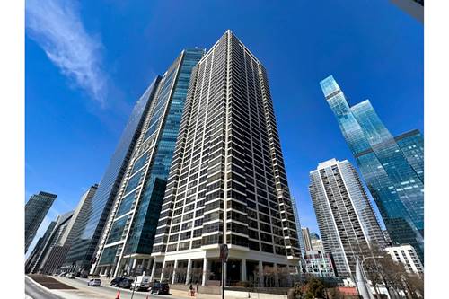 360 E Randolph Unit 3205, Chicago, IL 60601