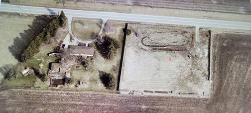 42 W Main, Elburn, IL 60119