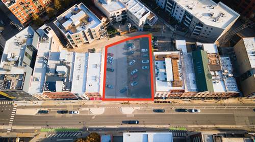 691 N Milwaukee, Chicago, IL 60642