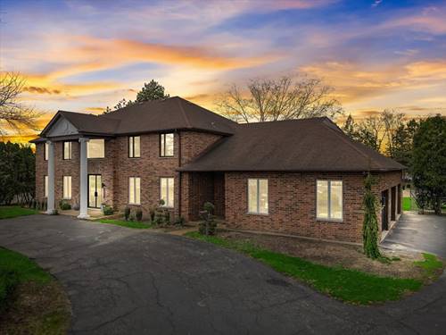 2421 Dorina, Northfield, IL 60093