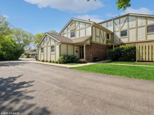 840 Bristol Unit 840, Barrington, IL 60010