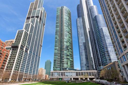 1201 S Prairie Unit 3301, Chicago, IL 60605