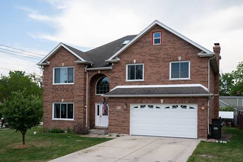 8741 W Davis, Des Plaines, IL 60016