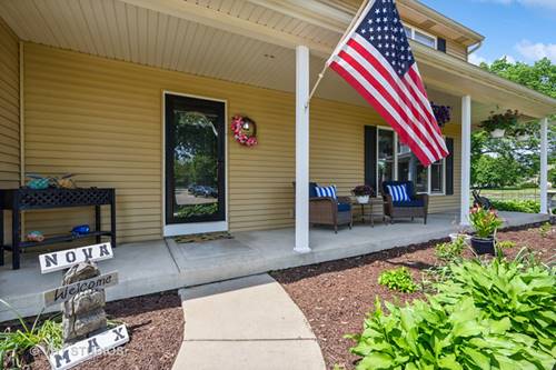 1229 Iroquois, Batavia, IL 60510