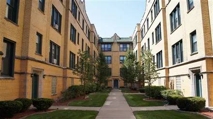 2332.5 N Spaulding Unit 3B, Chicago, IL 60647