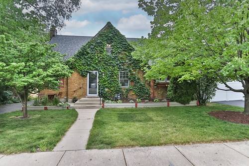 924 S Cambridge, Elmhurst, IL 60126