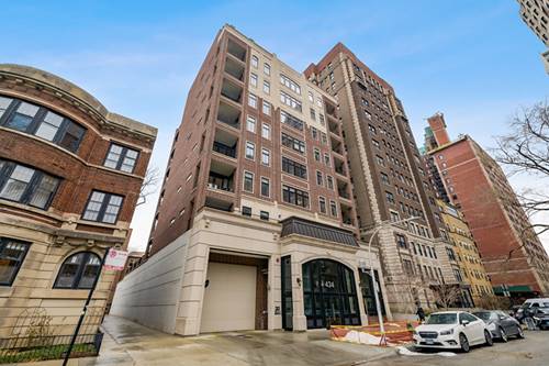 434 W Melrose Unit 701, Chicago, IL 60657