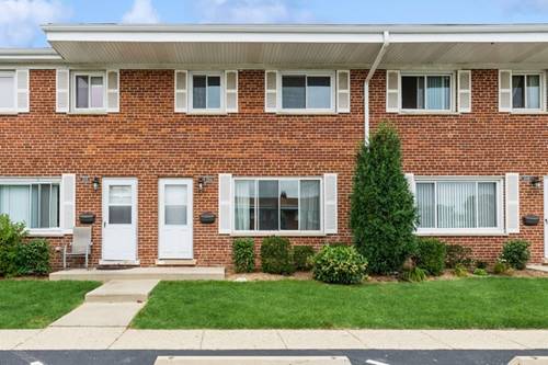 1204 N Boxwood Unit A, Mount Prospect, IL 60056