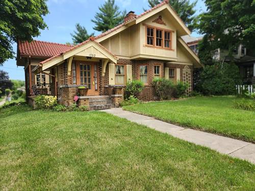 1702 E State, Rockford, IL 61104