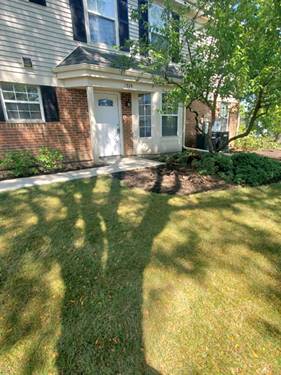 1924 Quaker Hollow, Streamwood, IL 60107