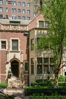 1451 N Astor, Chicago, IL 60610