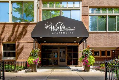 100 W Chestnut Unit 2504, Chicago, IL 60610
