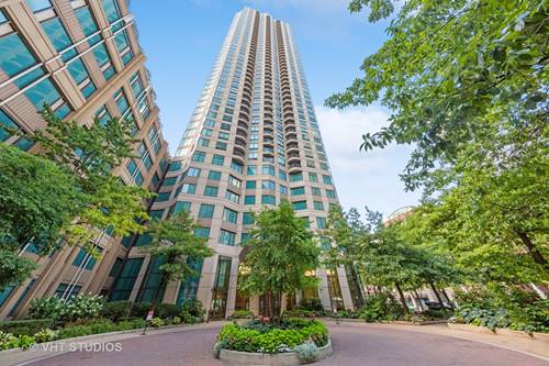 400 N Lasalle Unit 3907, Chicago, IL 60654