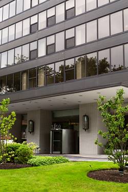 3150 N Lake Shore Unit 15B, Chicago, IL 60657