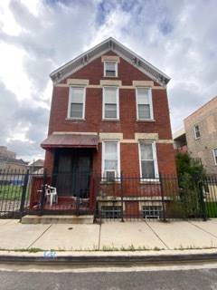 959 W 18th, Chicago, IL 60608