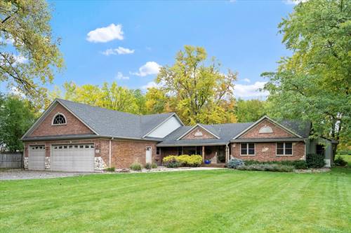 5S571 Tuthill, Naperville, IL 60563