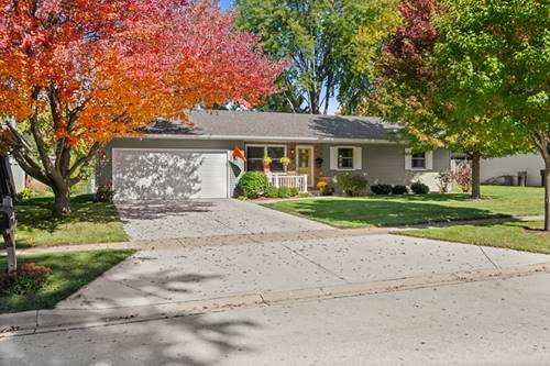 1711 Brookhill, Sycamore, IL 60178