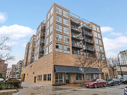 1572 Maple Unit 306, Evanston, IL 60201