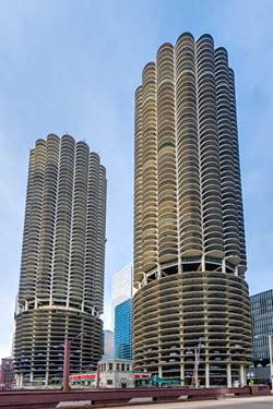 300 N State Unit 3826, Chicago, IL 60654