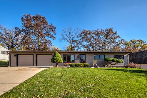 307 Walnut, Streamwood, IL 60107