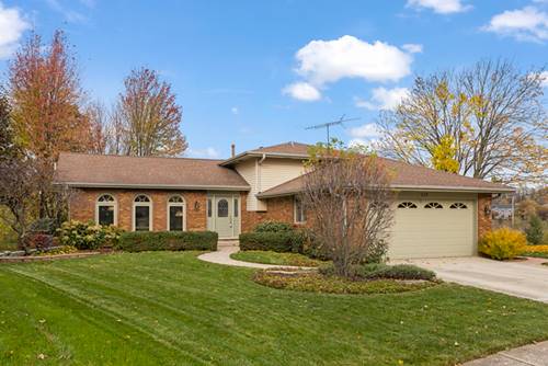 113 Quail Hollow, Naperville, IL 60540