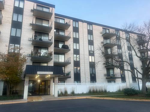 9731 N Fox Glen Unit 2M, Niles, IL 60714