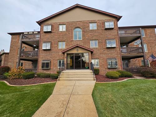 17236 Ridgeland Unit 411, Tinley Park, IL 60477