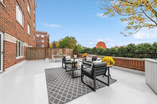 3451 N Carriageway Unit 209, Arlington Heights, IL 60004